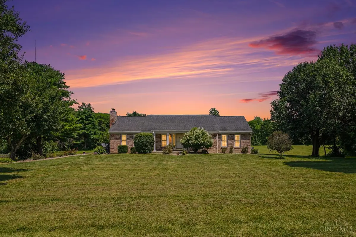5748 Cochran Road, Warren, OH 45152 - #1