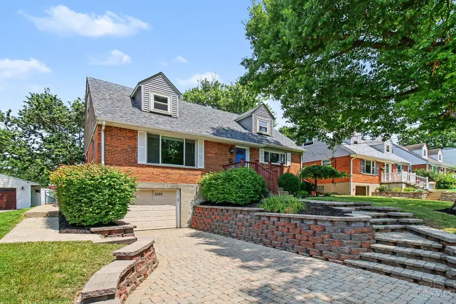 2589 S Kathwood Circle, Reading, OH 45236 - #3