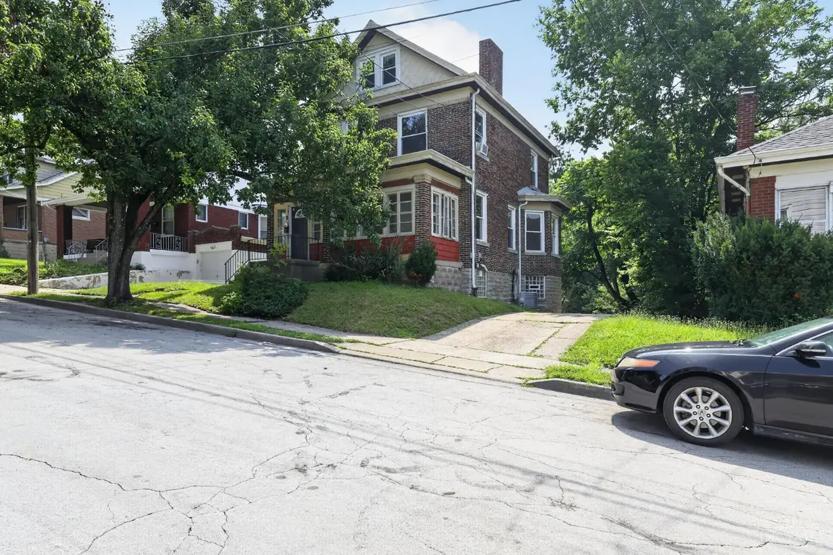 2654 Cora Avenue, Cincinnati, OH 45211 - #1