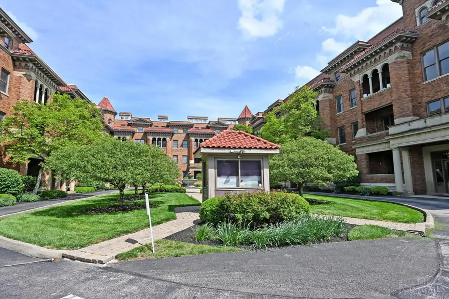 2356 Park Avenue #10, Cincinnati, OH 45206 - #2