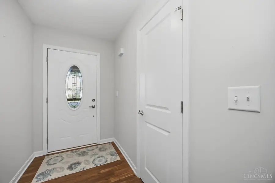 724 Villa Court, Trenton, OH 45067 - #2