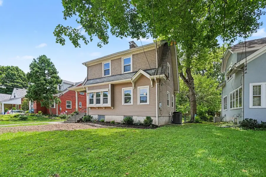 3801 S Berkley Circle, Silverton, OH 45236 - #3