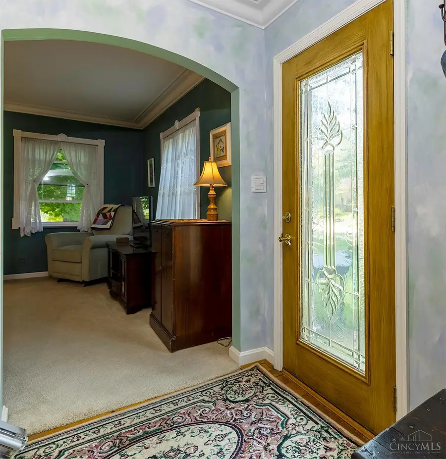 1711 Flora Avenue, North College Hill, OH 45231 - #3