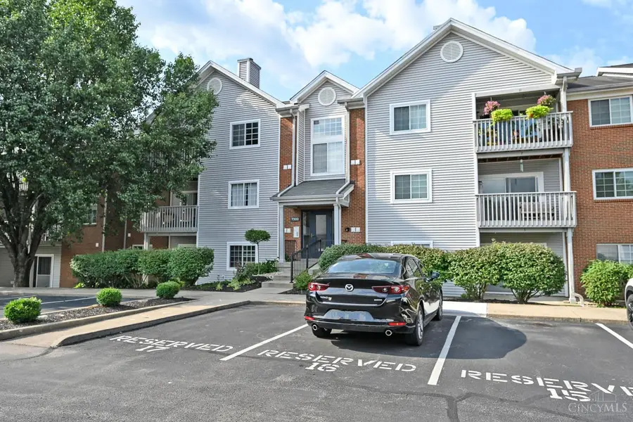 7392 Ridgepoint Drive #3, Anderson, OH 45230 - #2