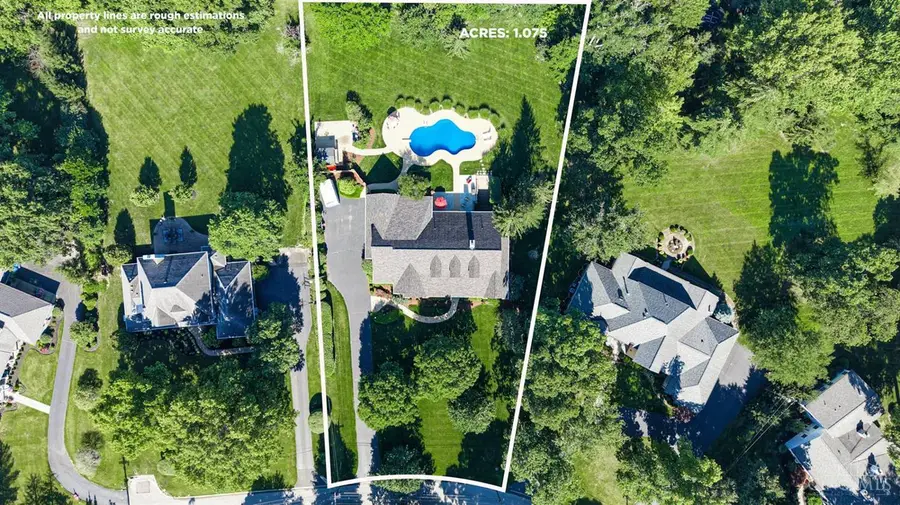 8000 Chinquapin Lane, Indian Hill, OH 45243 - #3