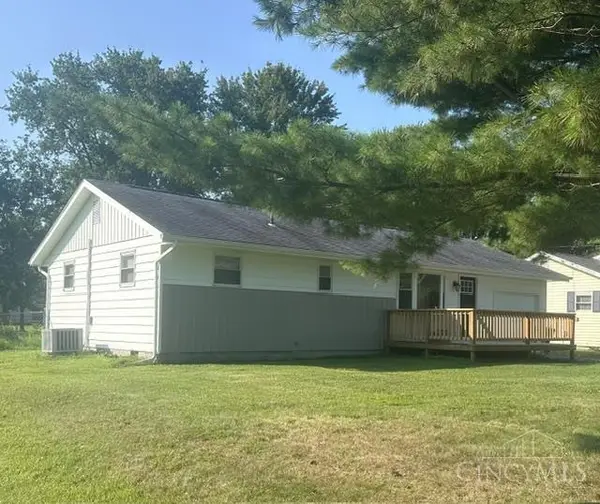 5201 Ash Grove Avenue, Blanchester, OH 45107