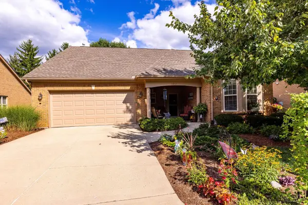 1215 Little Yankee Run, Centerville, OH 45458