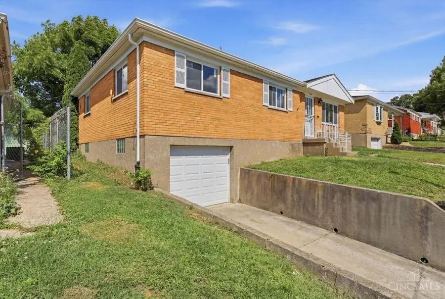 5750 Timrick Court, Cincinnati, OH 45238 - #3