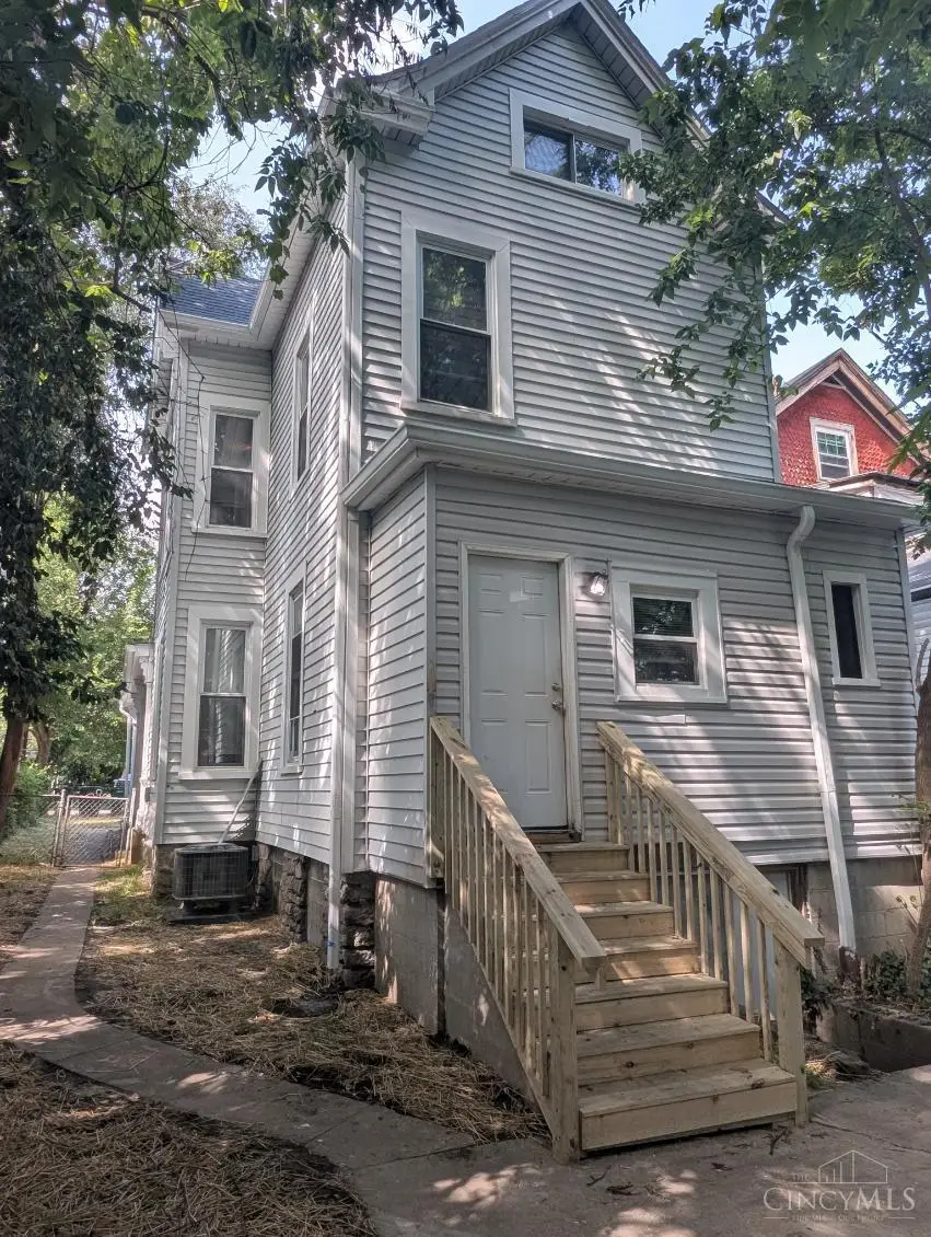 741 E Epworth Avenue, Cincinnati, OH 45232 - #3