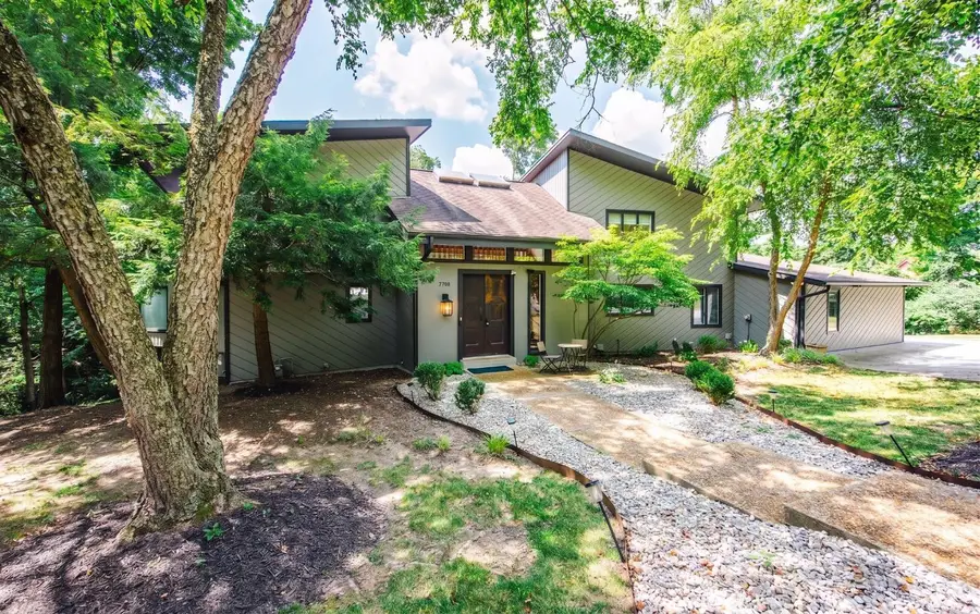 7708 Creekwood Lane, Amberley, OH 45237 - #2
