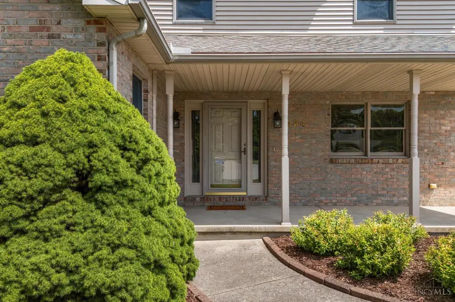 824 Kelly Drive, Wilmington, OH 45177 - #3