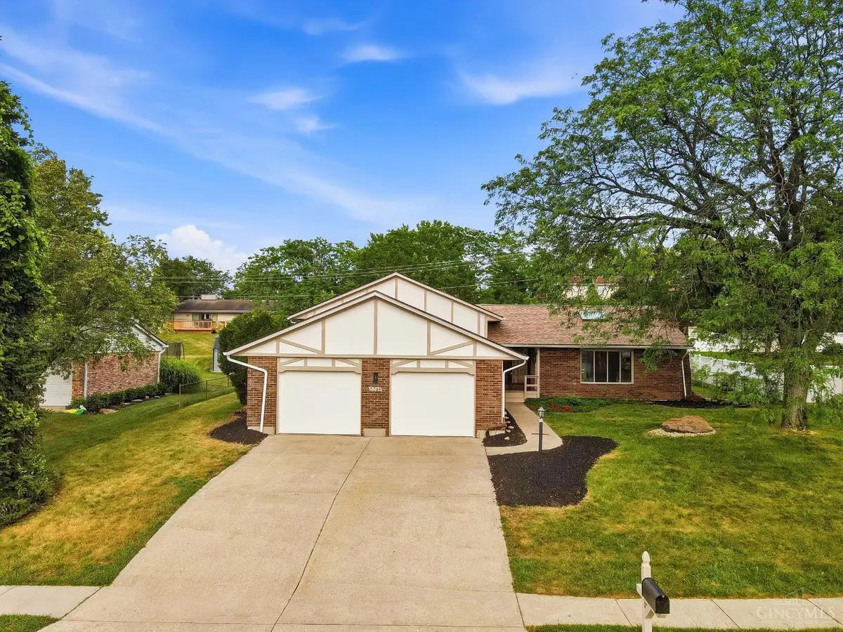 5748 Reswin Drive, Fairfield, OH 45014 - #1