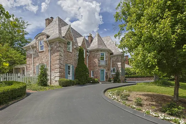 1075 Edwards Road, Cincinnati, OH 45208