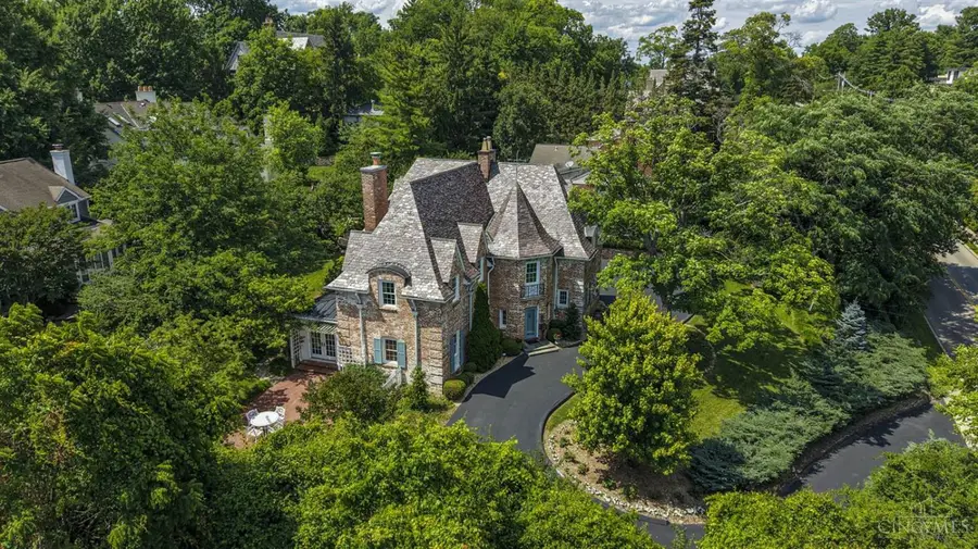 1075 Edwards Road, Cincinnati, OH 45208 - #2