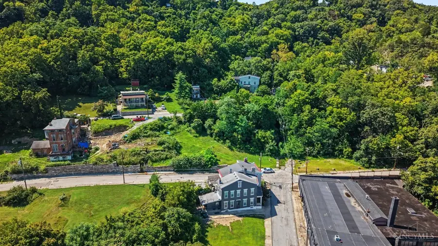 323 Mount Hope Avenue, Cincinnati, OH 45204 - #3