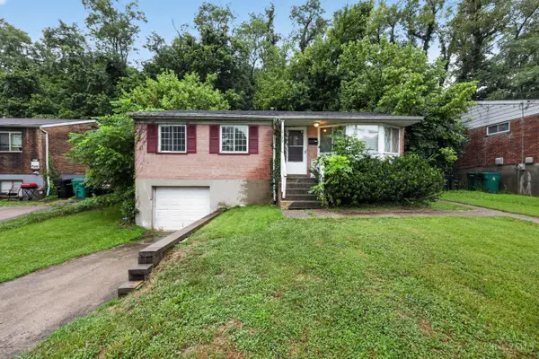 2129 St Leo Place, Cincinnati, OH 45211