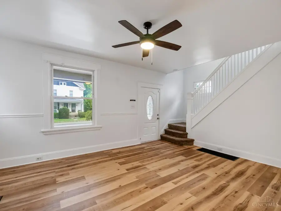 3743 Darwin Avenue, Cincinnati, OH 45211 - #2
