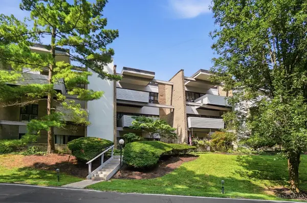 399 W Galbraith #109, Cincinnati, OH 45215