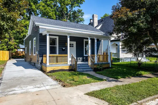 4704 Ward Street, Cincinnati, OH 45227