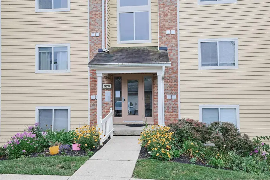979 Cedar Ridge Drive #11, Pierce, OH 45245 - #3