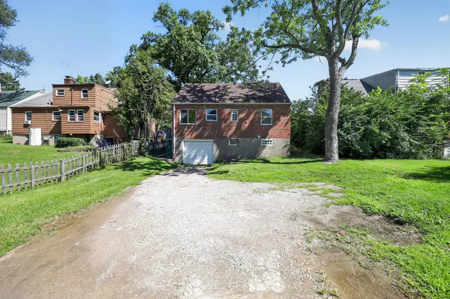 1263 W Galbraith Road, Cincinnati, OH 45231 - #2