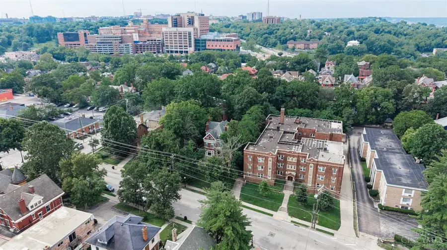 445 Ludlow Avenue, Cincinnati, OH 45220 - #3