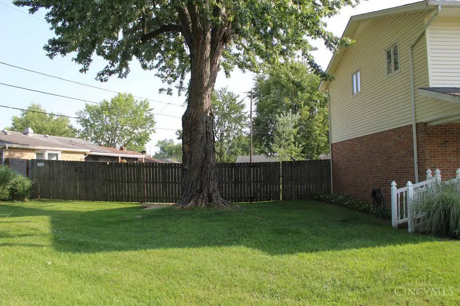 1060 Mayfair Drive, Wilmington, OH 45177 - #3