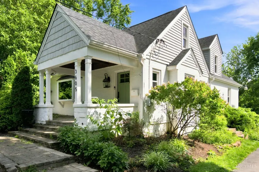 3605 E Galbraith Road, Amberley, OH 45236 - #2