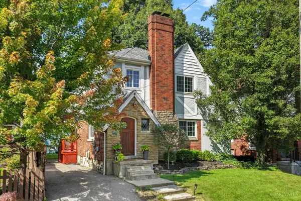 3410 Oakview Place, Cincinnati, OH 45209