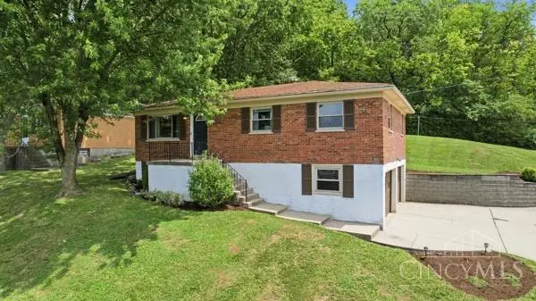 1306 Fourth Street, Reading, OH 45215 - #3