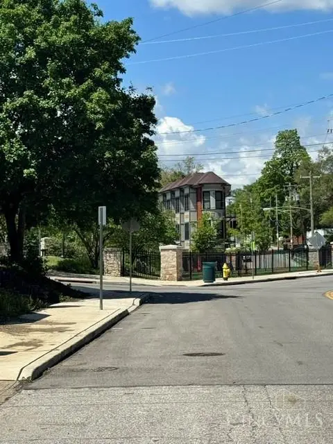 229 Dorchester Avenue, Cincinnati, OH 45219 - #2