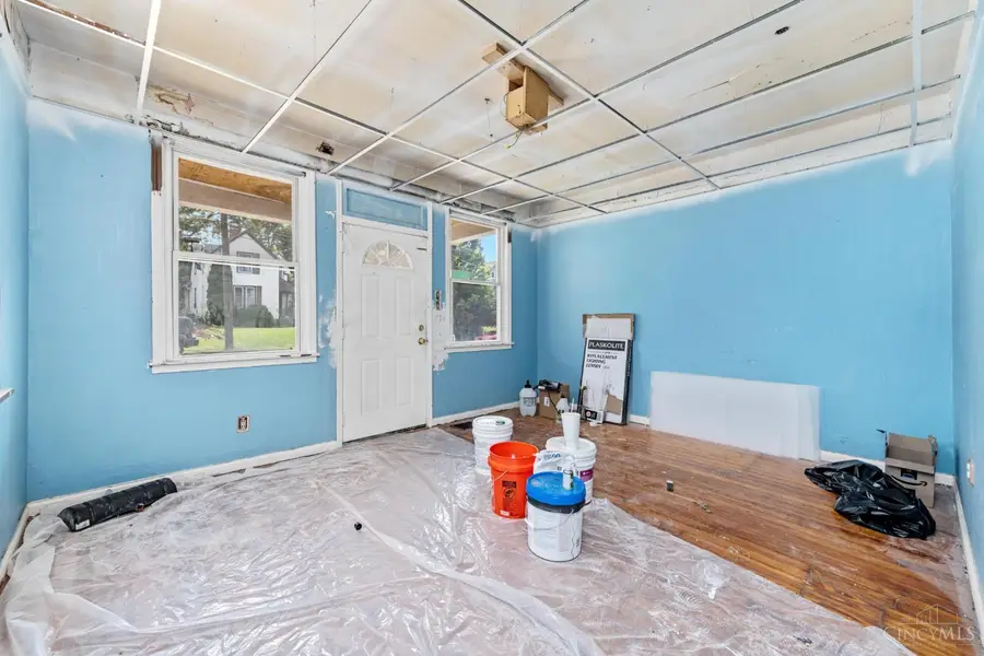 5117 Carthage Avenue, Cincinnati, OH 45212 - #2