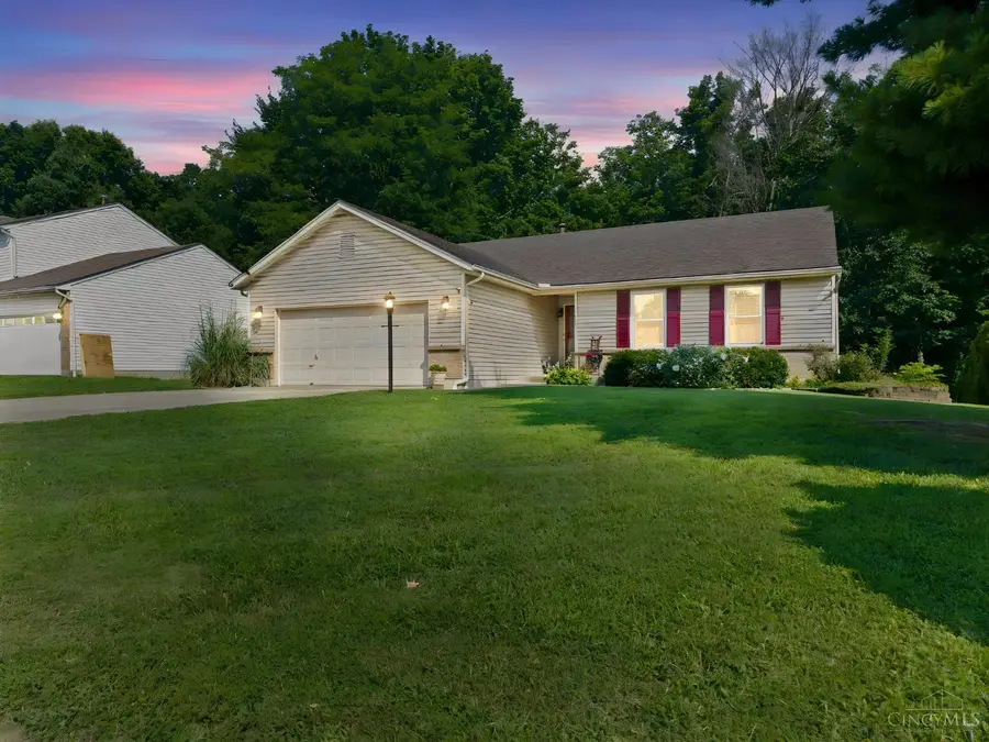 3923 Little Creek Drive, Batavia, OH 45102 - #2
