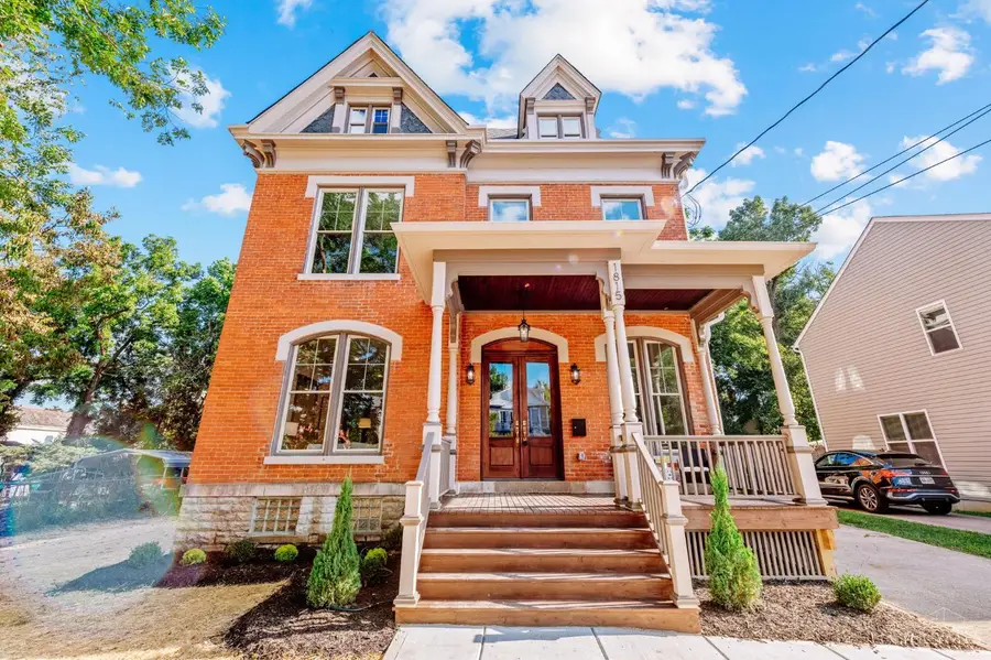 1815 Kinney Avenue, Cincinnati, OH 45207 - #2