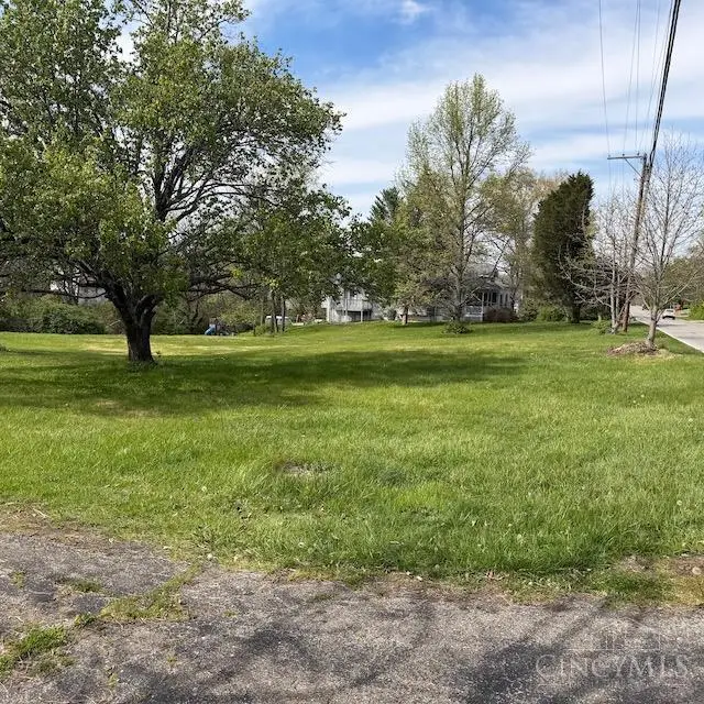 8305 Miami Road, Sycamore, OH 45243 - #2