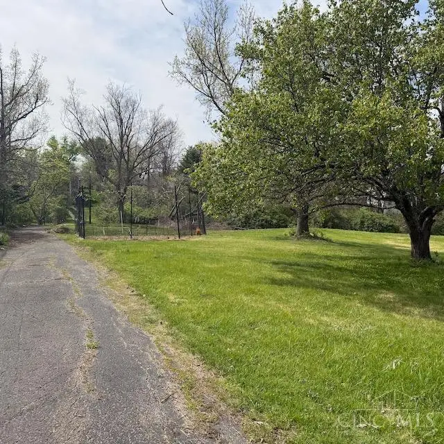 8305 Miami Road, Sycamore, OH 45243 - #3