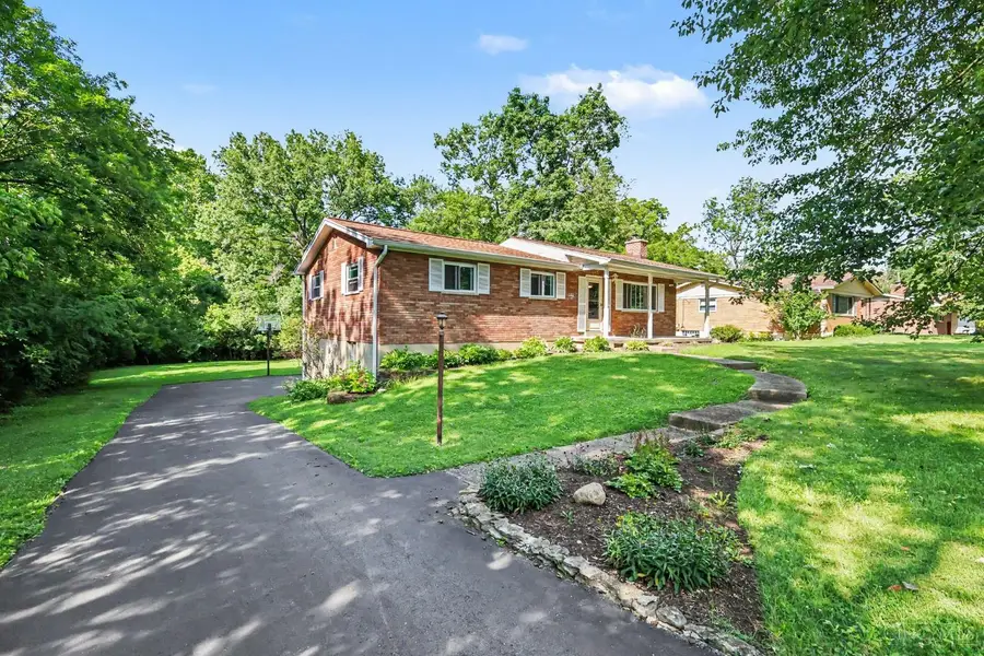 894 Meadow Ridge, Paris, OH 25245 - #2