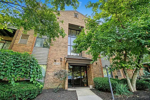 1544 W Galbraith Road #412, North College Hill, OH 45231