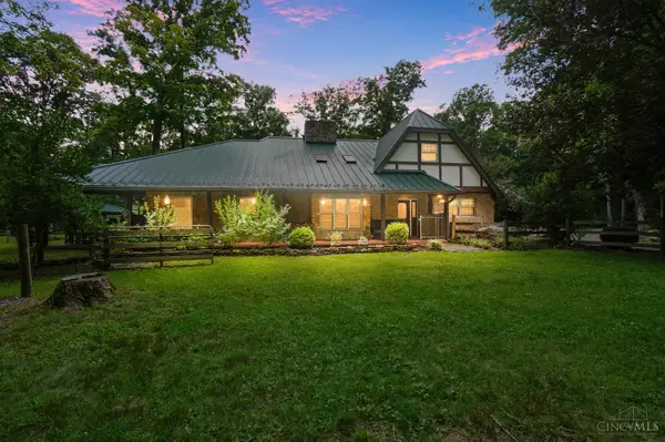 1065 W Spring Valley Paintersville Road, Spring Valley Twp, OH 45370