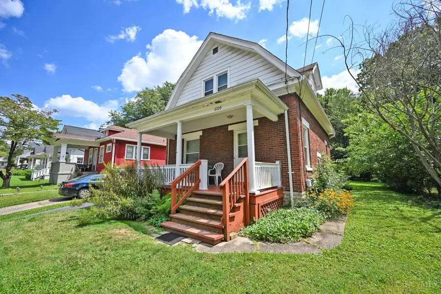 6709 Buckingham Place, Cincinnati, OH 45227 - #2