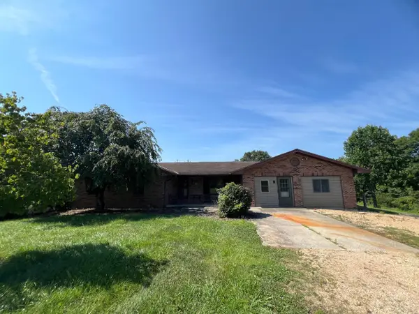 15501 Dewitt Road, Moores Hill, IN 47032