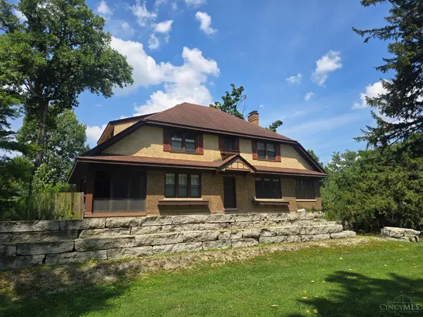 751 Springfield Pike, Wyoming, OH 45215