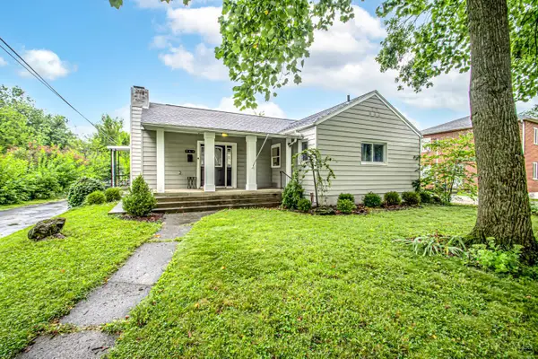 563 East Drive, Kettering, OH 45419