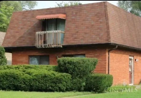 703 Eighteenth Avenue, Middletown, OH 45044