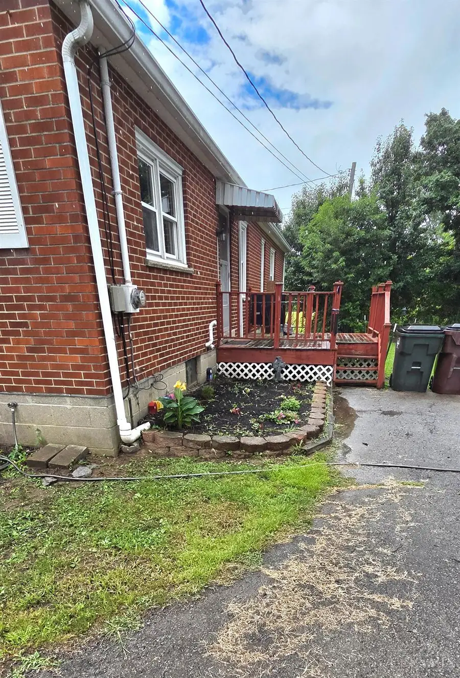 656 W Plane Street, Bethel, OH 45106 - #2