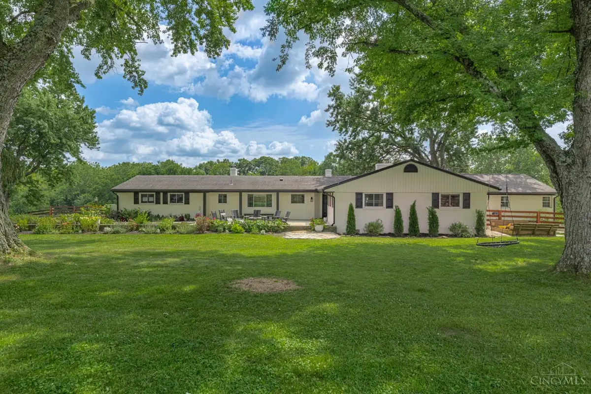3385 Middle Run Road, Sugarcreek, OH 45068 - #1