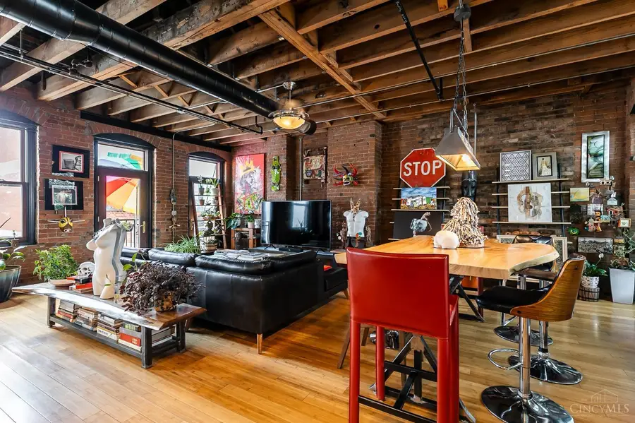 214 E Fourteenth Street #4A, Cincinnati, OH 45202 - #3