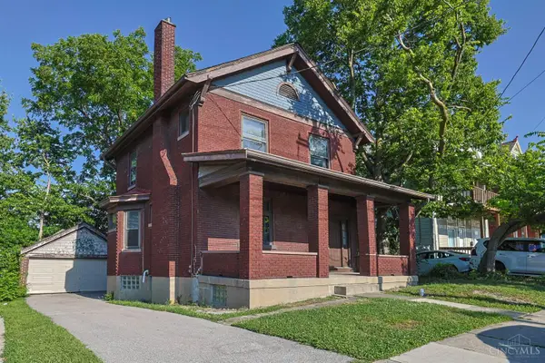 2555 Fairview Avenue, Cincinnati, OH 45219