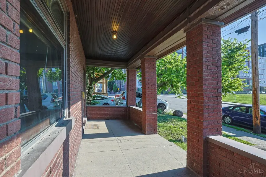 2555 Fairview Avenue, Cincinnati, OH 45219 - #3