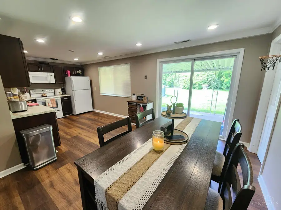 251 Kinsman Court, Delhi Hills, OH 45238 - #3